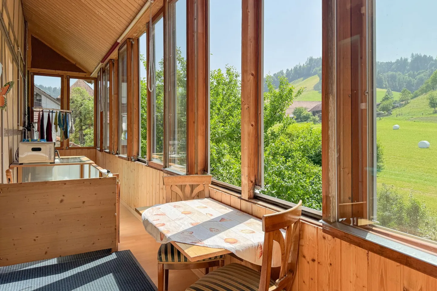 Aria di campagna, gioia di vivere, luogo preferito: casa unica dell'Emmental con felicità da giardino - Foto 9 di 16