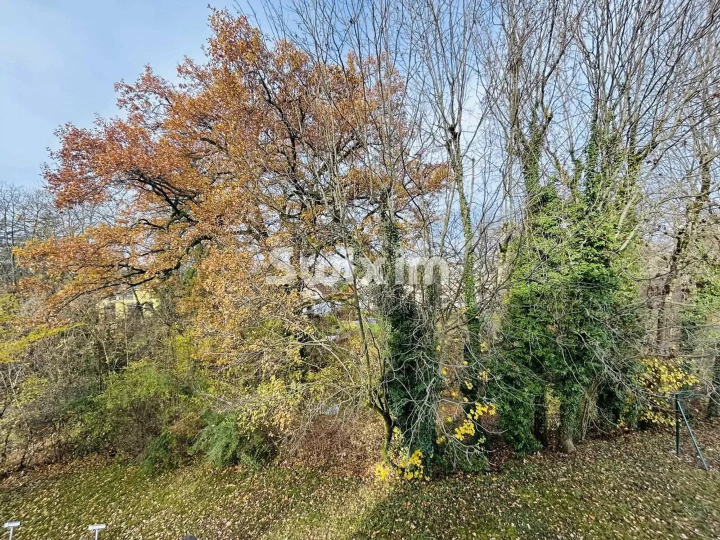 Appartamento ristrutturato e arredato in una piccola proprietà condivisa - Foto 2 di 3