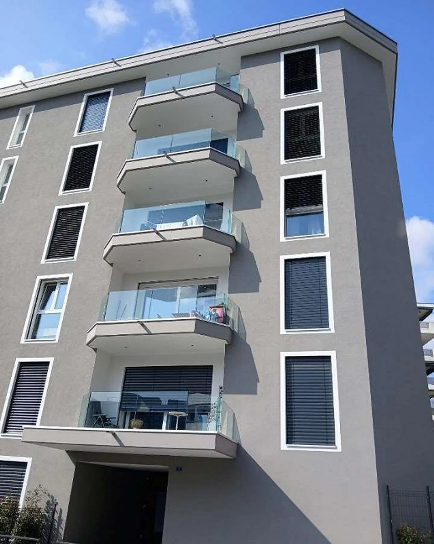 Morbio Inferiore 2.5 compact apartment - Photo 8 of 8