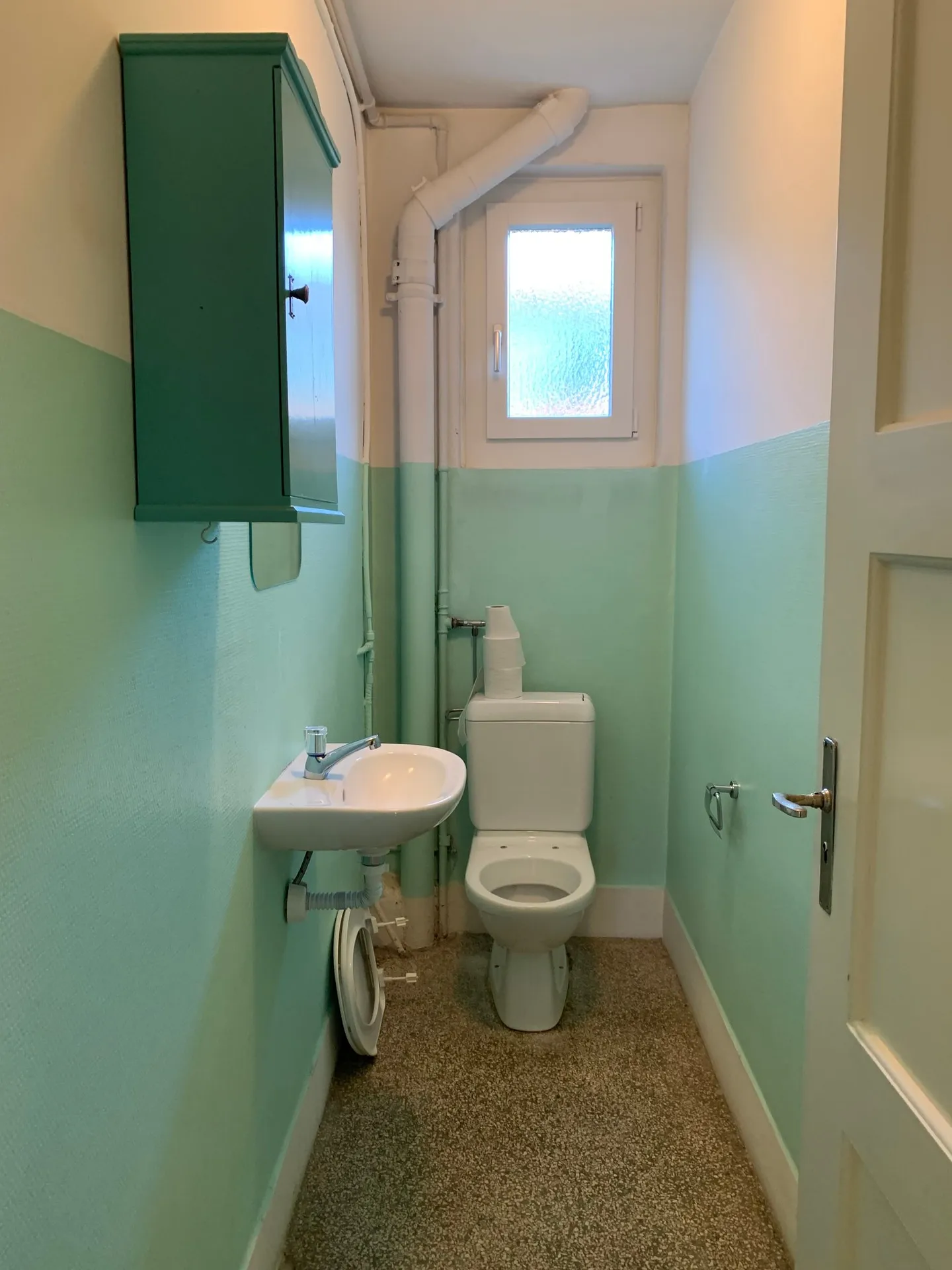 Charmante appartement de 4 pièces dans un immeuble ancien au rez-de-chaussée - Photo 10 sur 10