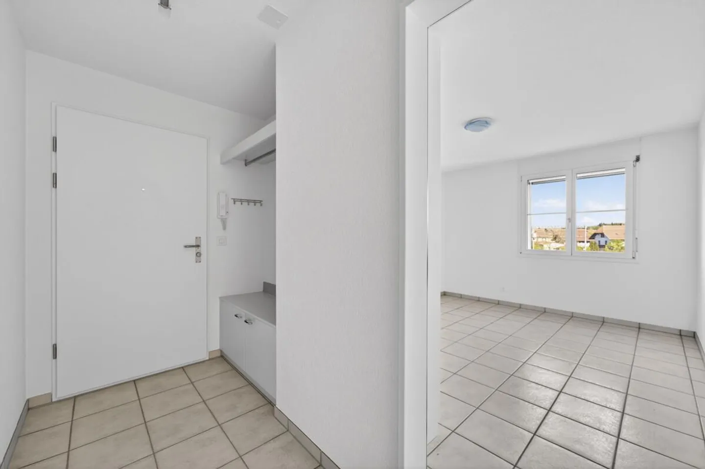 Modernes Familienapartment in Schüpfen - Foto 2 von 18
