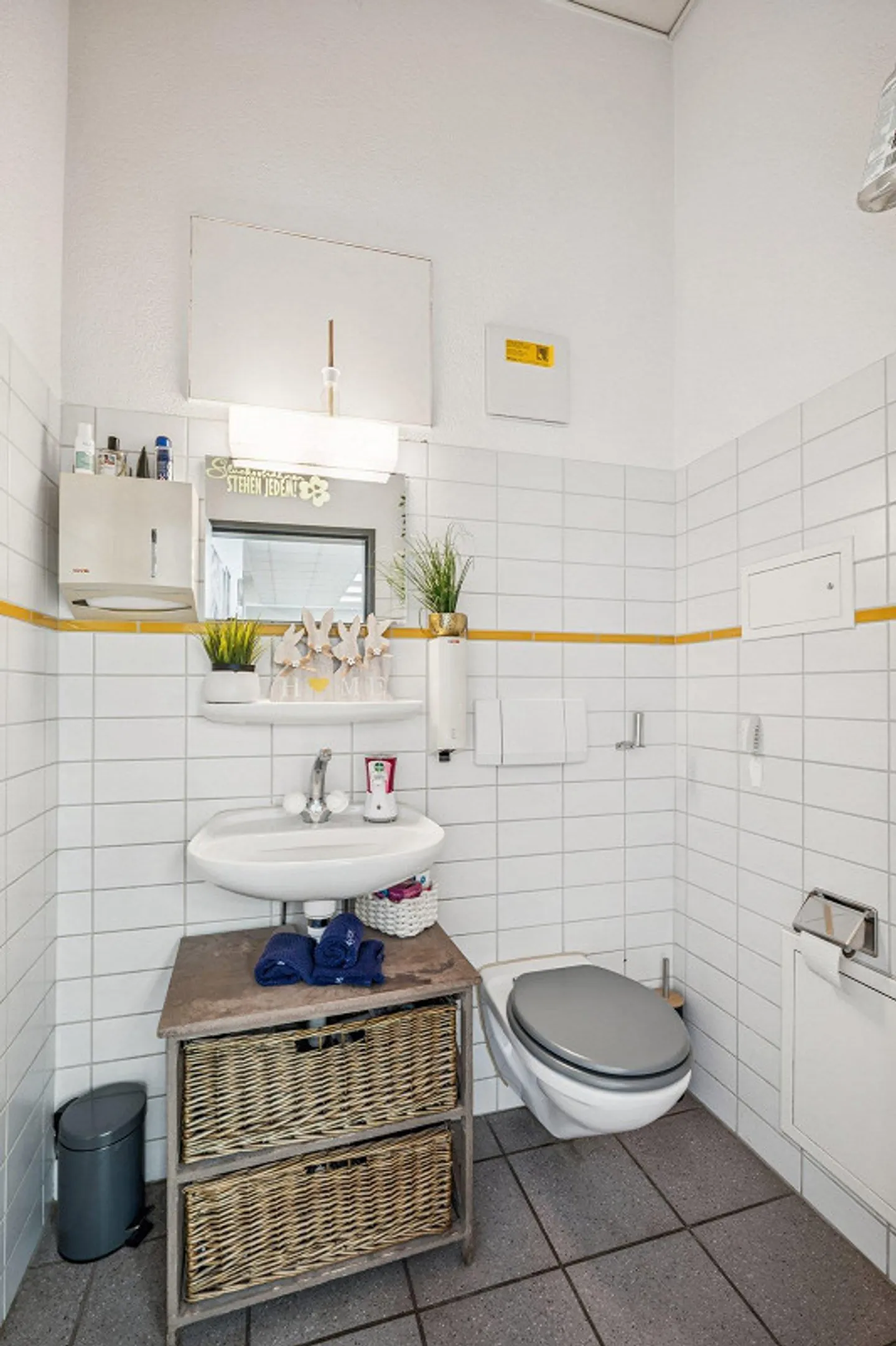 Gewerbefläche im Zentrum Mühlefeld - Foto 7 von 8