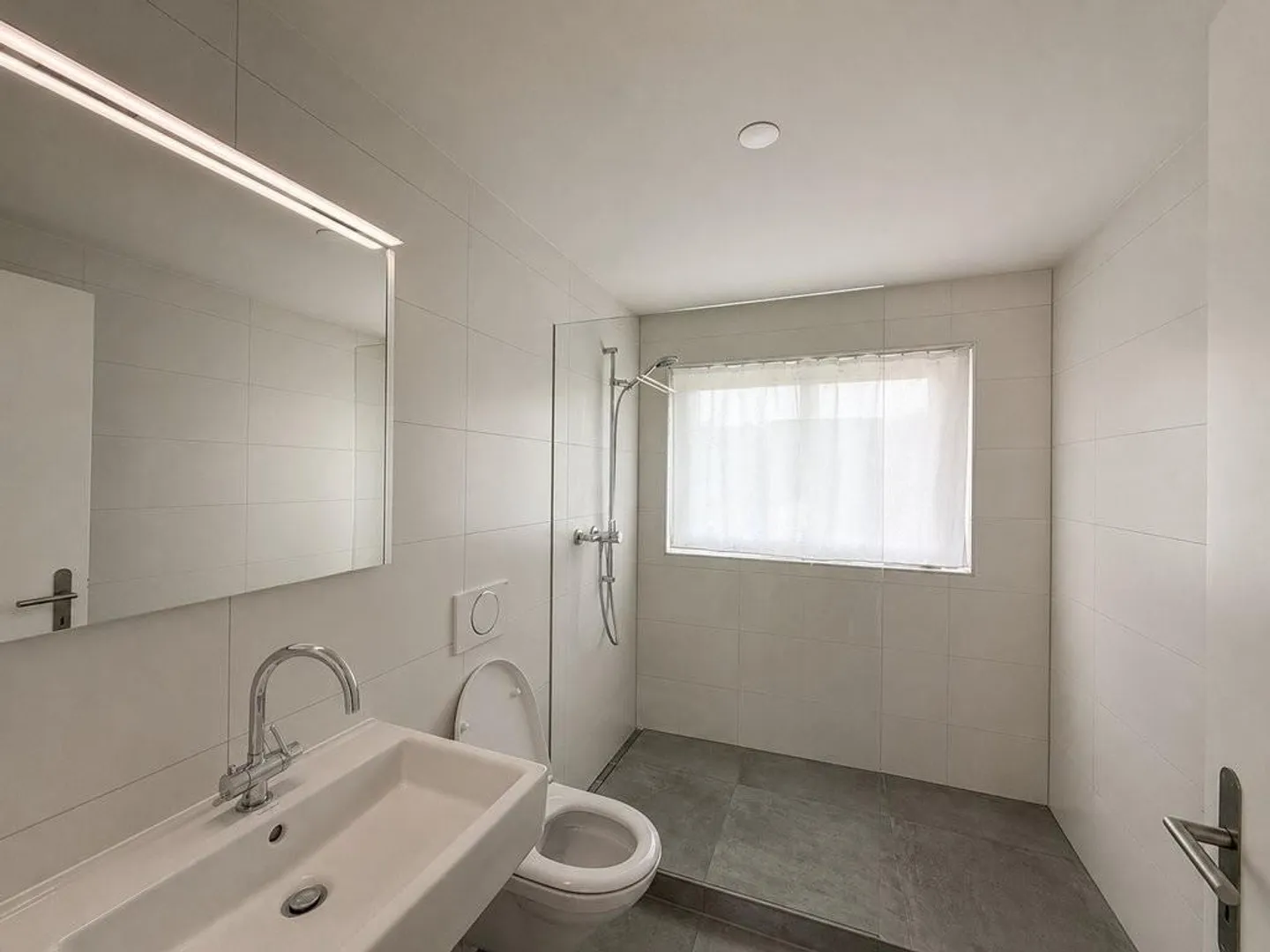 Appartamento luminoso e moderno di 2,5 stanze a Belp - Foto 6 di 9
