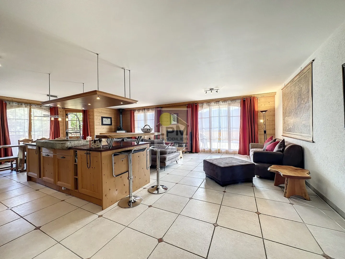 Appartement de Luxe avec Vue Époustouflante - Photo 4 sur 16