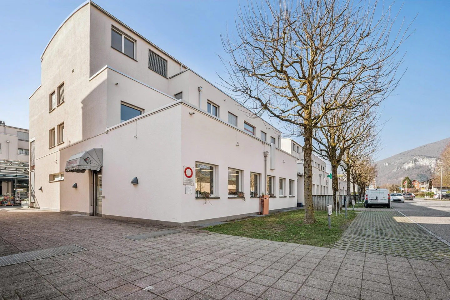 Gewerbefläche im Zentrum Mühlefeld - Foto 2 von 8