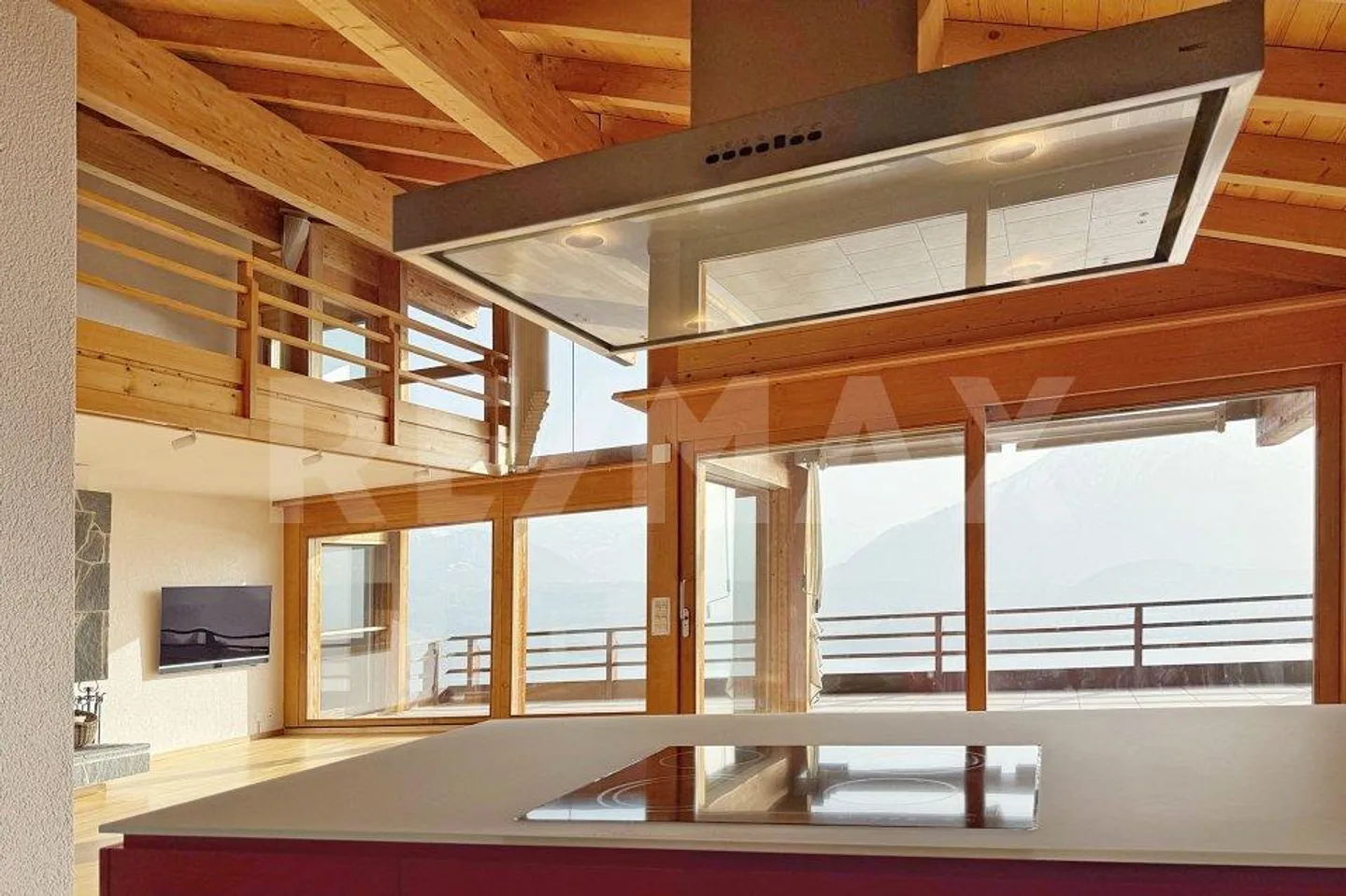 Luxurious Maisonette Apartment in Sigriswil with Mountain and Lake View - Photo 6 of 13