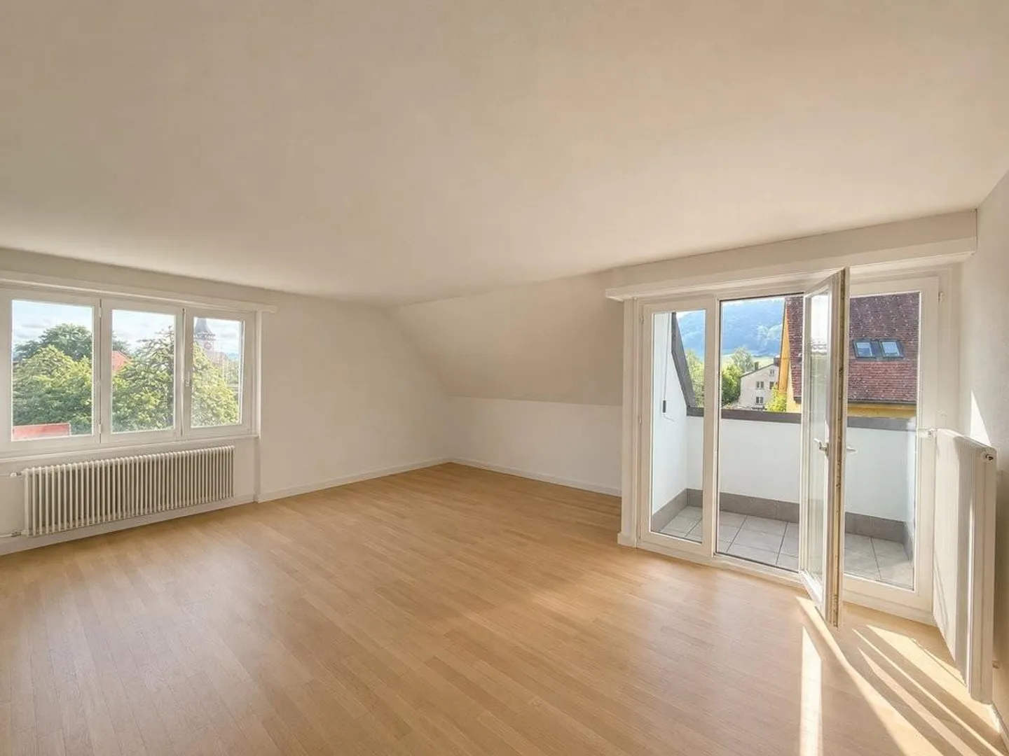 Appartamento luminoso e moderno di 2,5 stanze a Belp - Foto 1 di 9