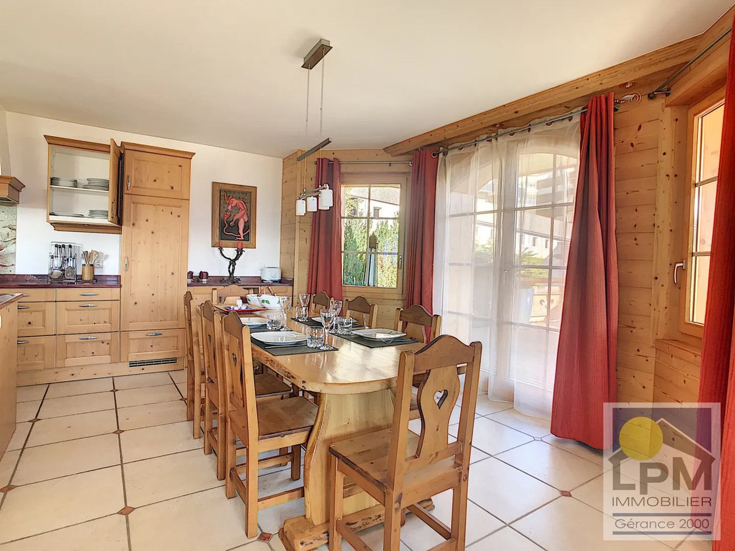 Appartement de Luxe avec Vue Époustouflante - Photo 8 sur 16