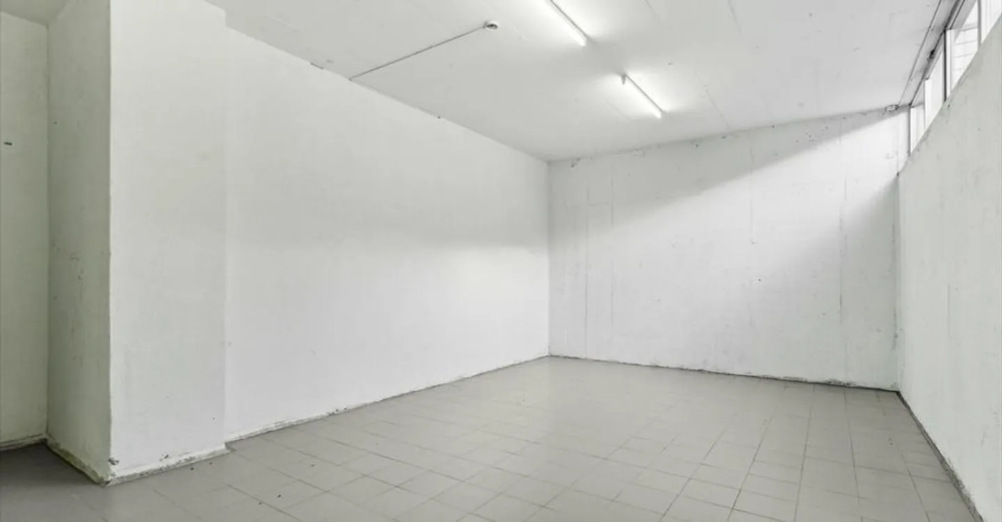 Deposito - Foto 4 di 11