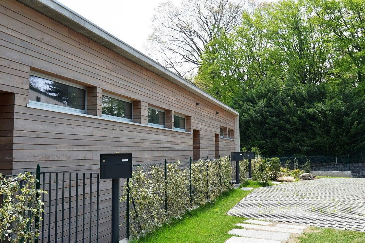 NEU GEBAUTES REIHENHAUS MIT 4.5 ZIMMERN - Foto 1 von 13