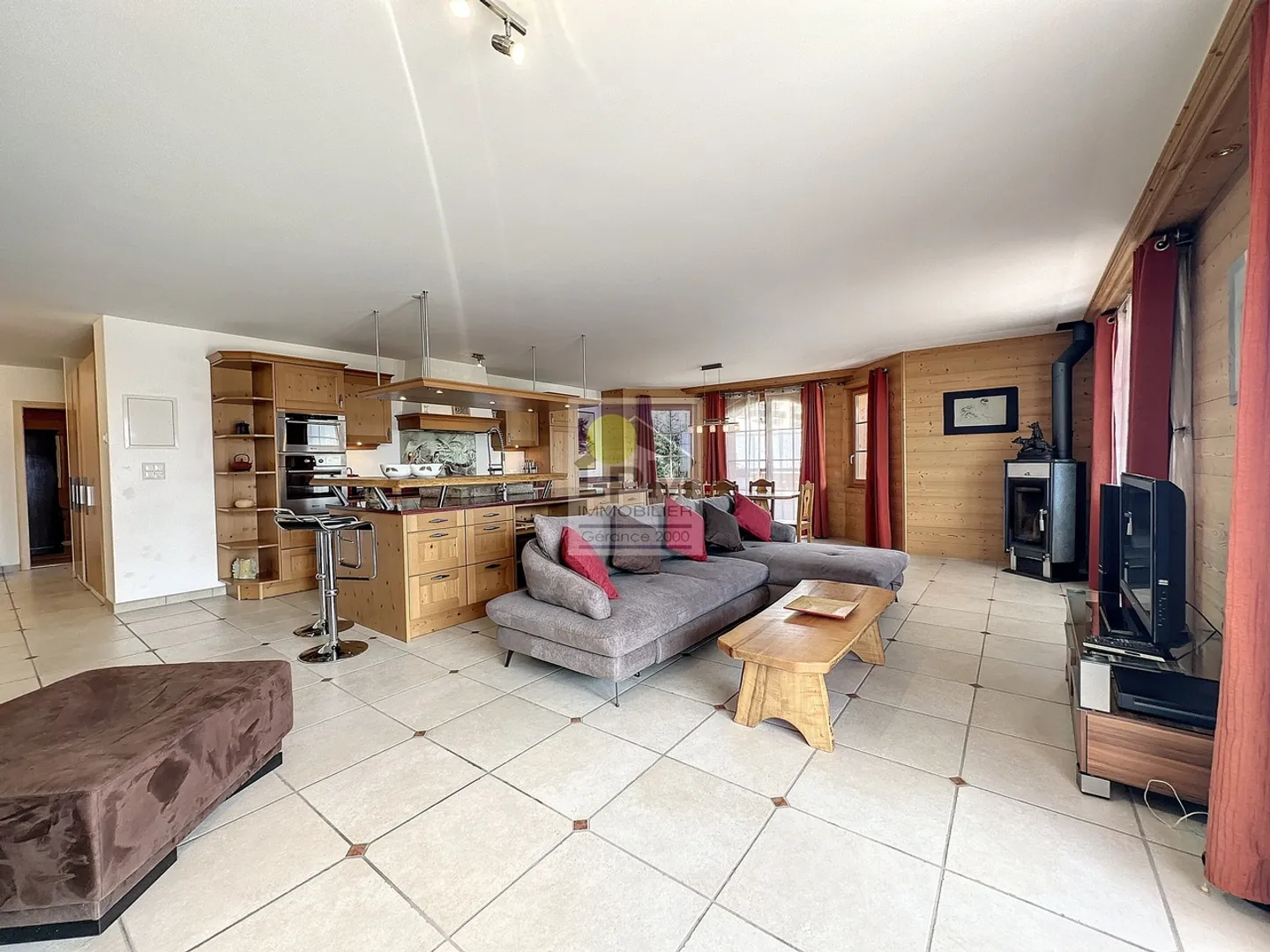 Appartement de Luxe avec Vue Époustouflante - Photo 14 sur 16