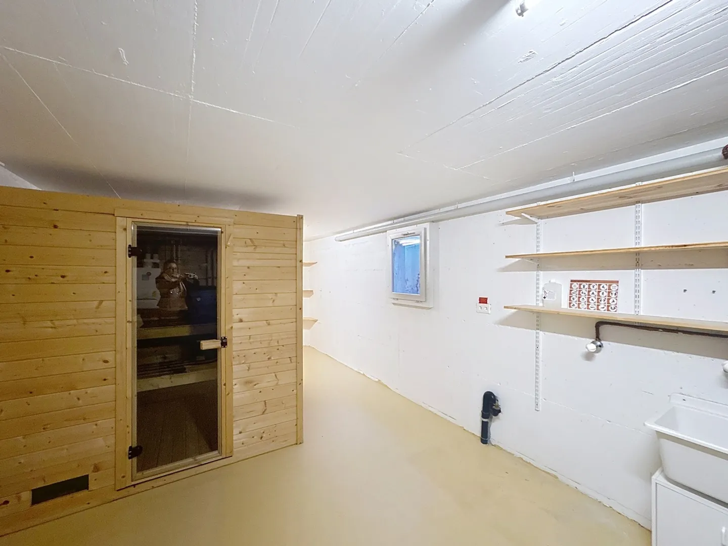 Spacious Family Villa with Sauna - Photo 19 of 26