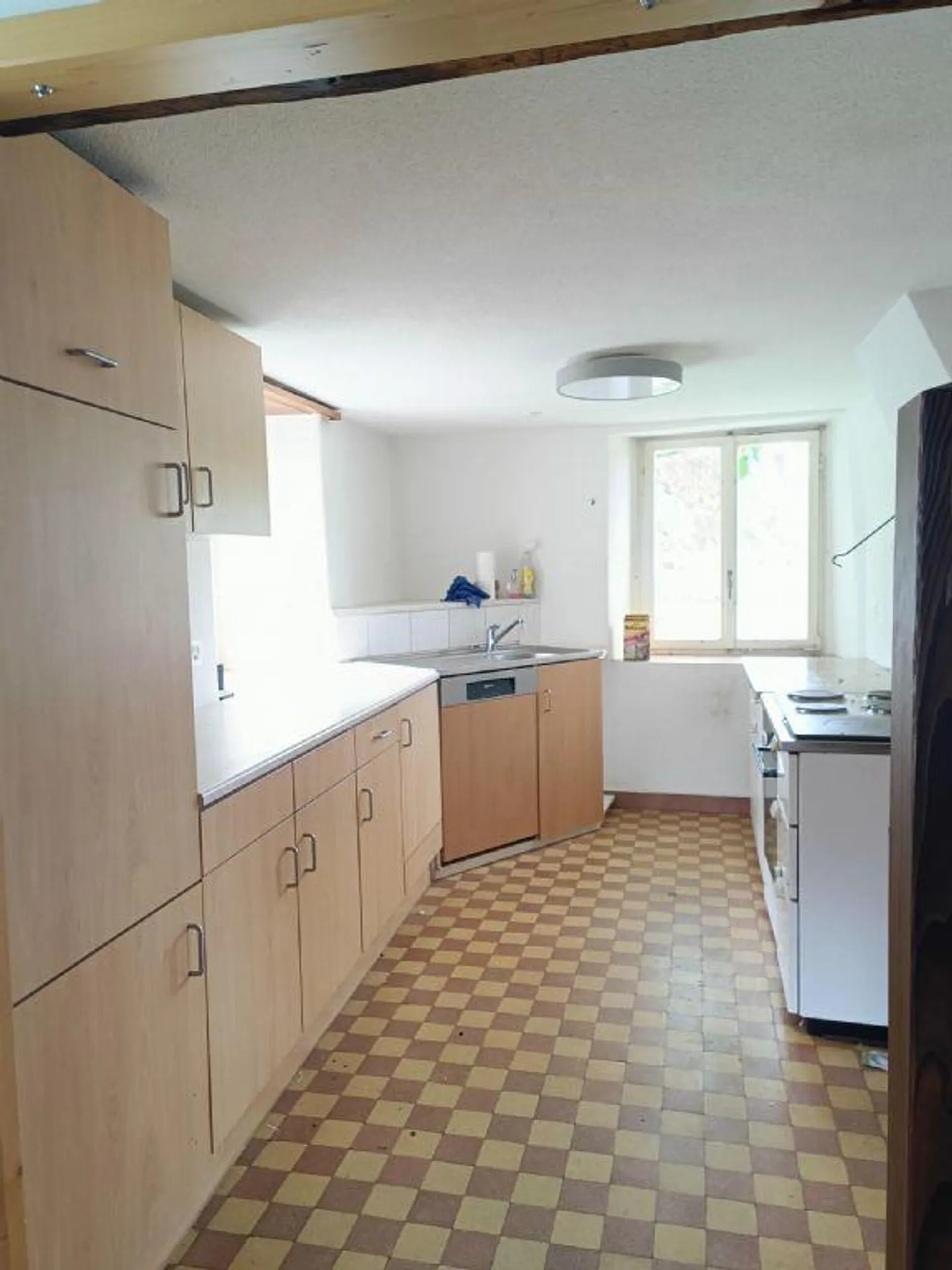 CENTRAL | SPACIOUS | COZY - Photo 5 of 12