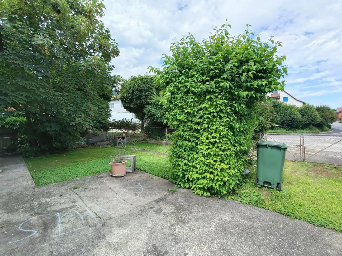 CENTRAL | SPACIOUS | COZY - Photo 12 of 12