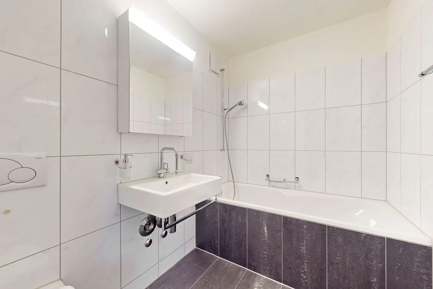 Appartement ensoleillé dans un emplacement calme - Photo 9 sur 10