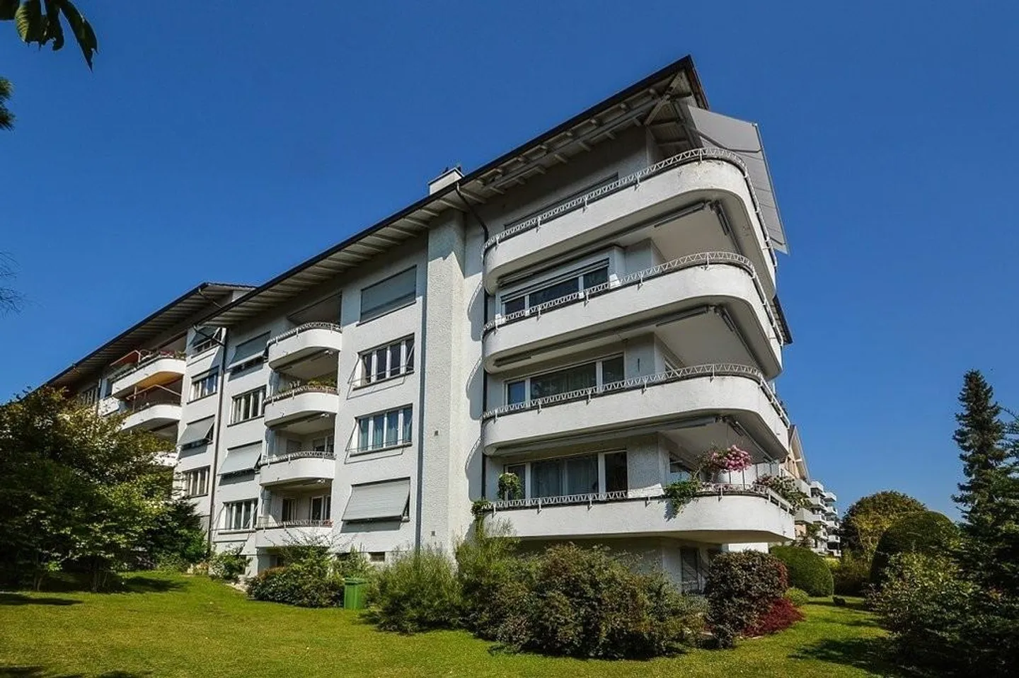 Your Duplex Dream Apartment in Schosshalden Quarter - Photo 12 of 12