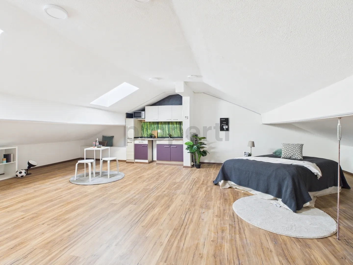 Charmante 4.5-Zimmer-Wohnung in historischem Gebäude in Steg VS - Foto 5 von 13