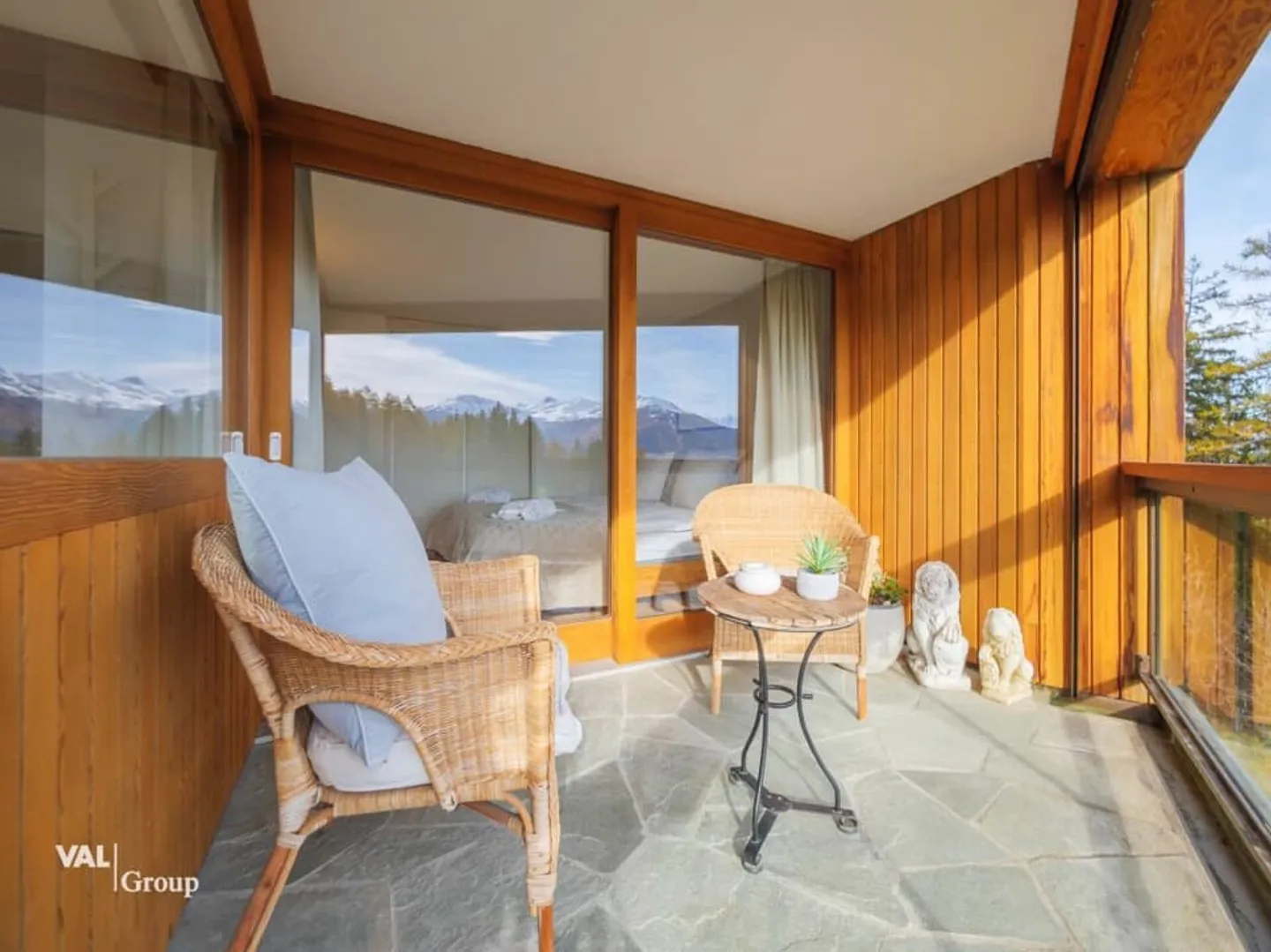 Stunning duplex in Crans-Montana - Photo 11 of 13