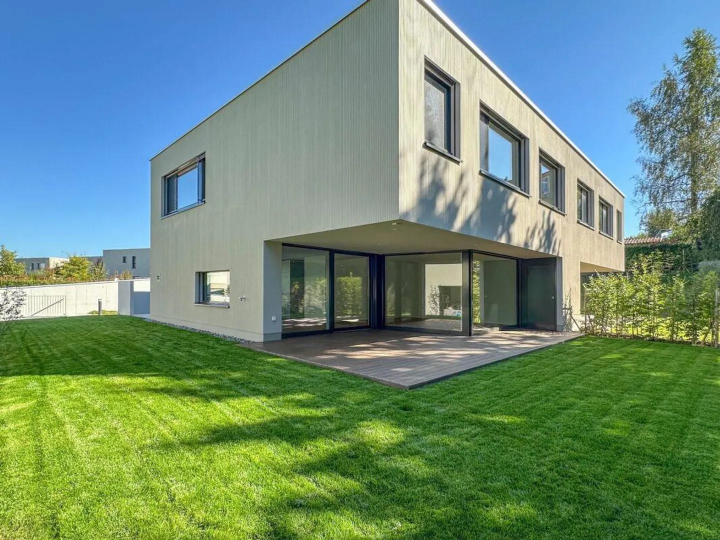 High-quality and spacious living in the family-friendly Sonneland - Photo 1 of 12