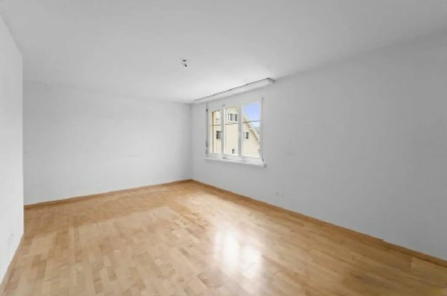 Helle 4.5-Zimmerwohnung in Elgg - Foto 10 von 13