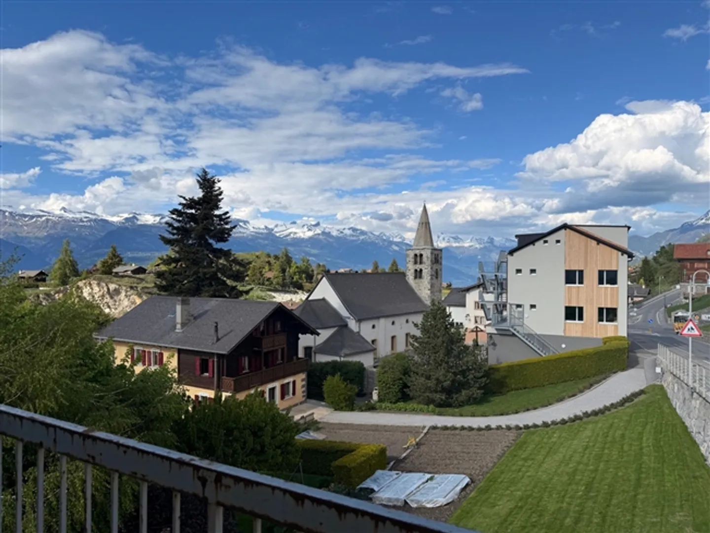 Nuovo progetto con permesso di costruzione? 3 appartamenti con 3,5 stanze a Nax - Foto 7 di 8