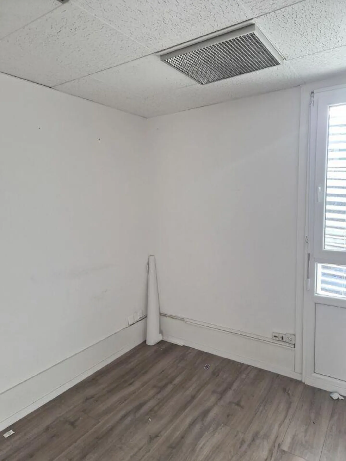 Vielseitiger Büroraum in Genf - Foto 6 von 6
