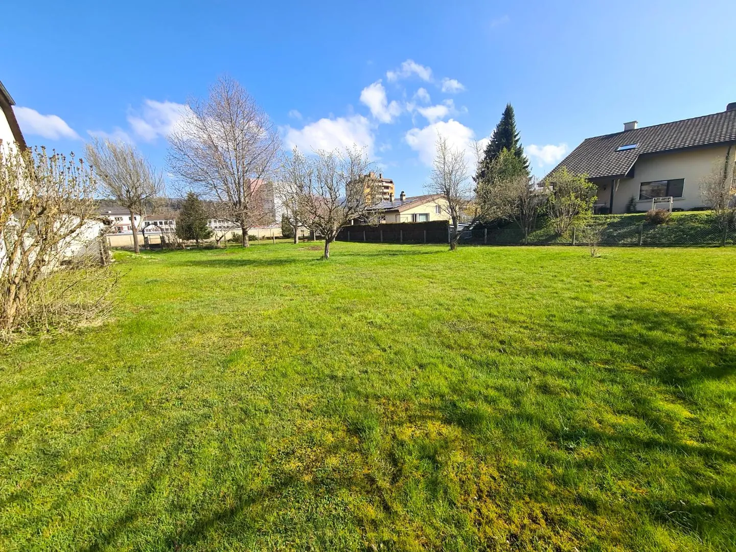 Grande casa con un magnifico lotto edificabile di circa 1.550 m² idealmente - Foto 8 di 29