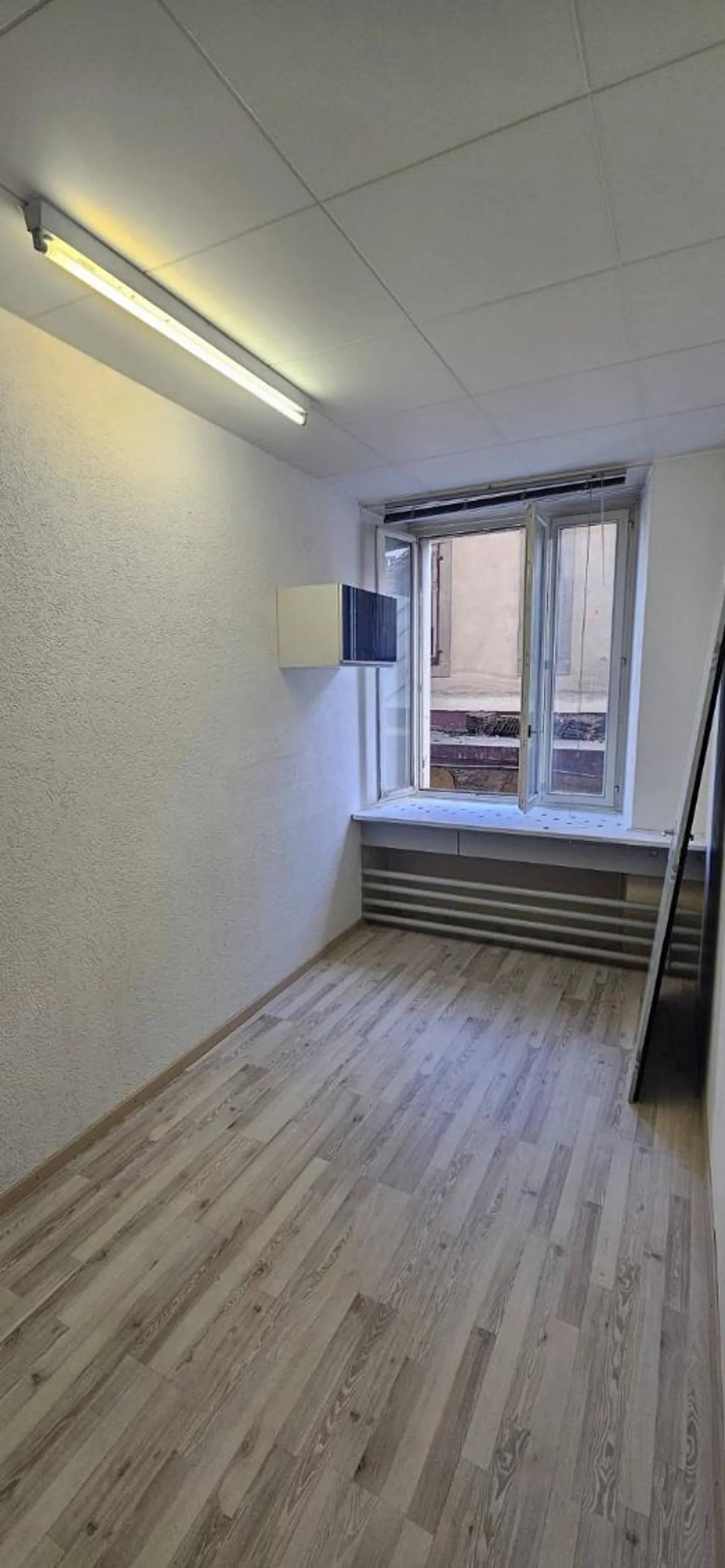 Espace commercial à La Chaux-de-Fonds - Photo 3 sur 8