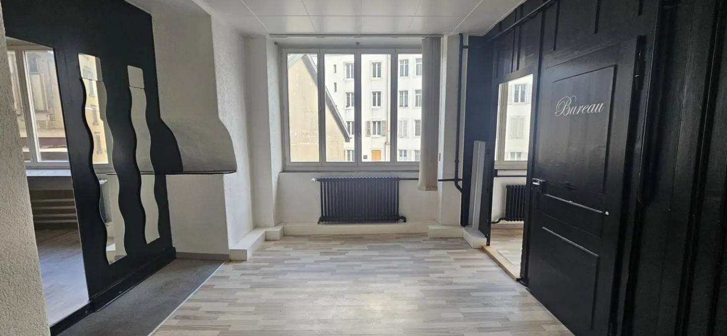 Espace commercial à La Chaux-de-Fonds - Photo 5 sur 8