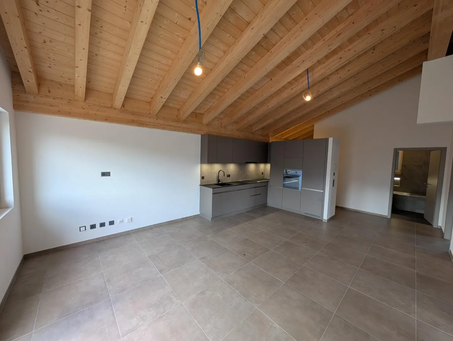 Penthouse 3.5 rooms - Photo 1 of 8