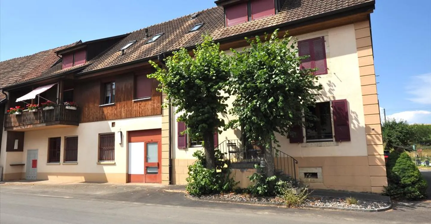 Sehr schöne Wohnung in PPE, mit Charakter, mit 3 Zimmern in Montignez - Foto 1 von 16