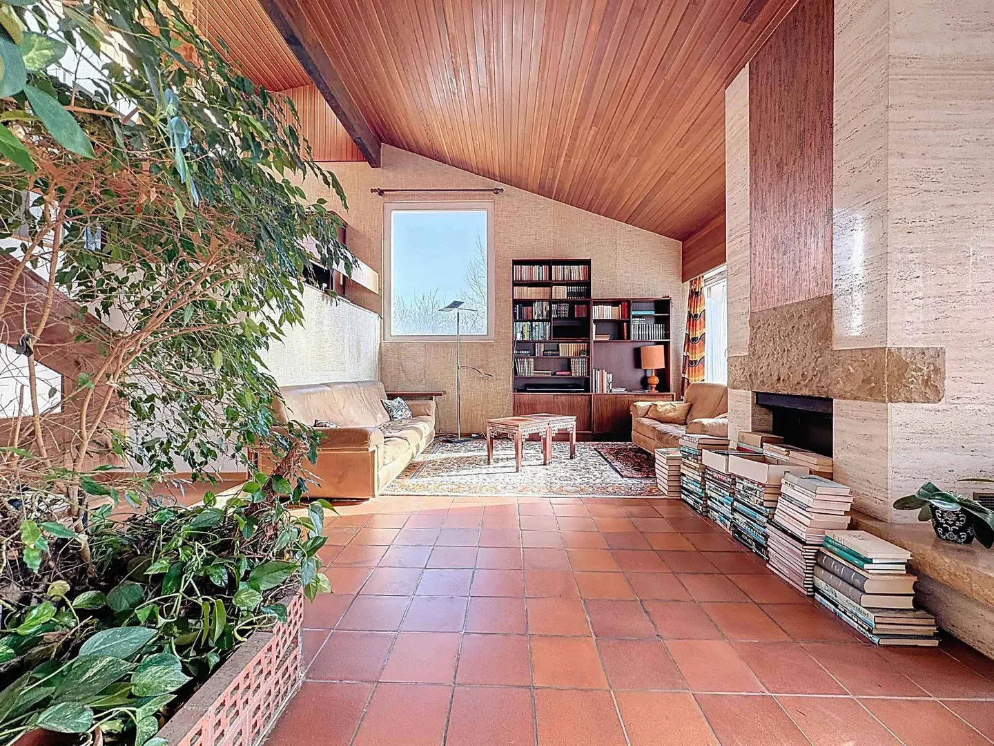 A villa to renovate in a green oasis - Photo 6 of 13