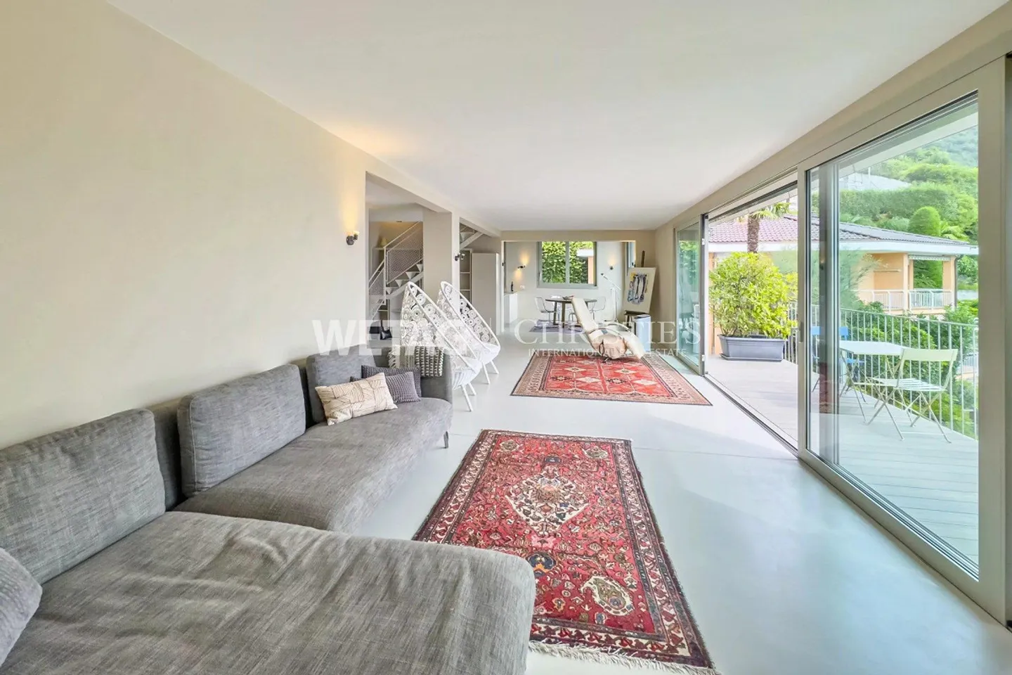 Ronco sopra Ascona : Villa moderne bifamiliale avec deux appartements et magnifique vue sur le lac à vendre - Photo 7 sur 13