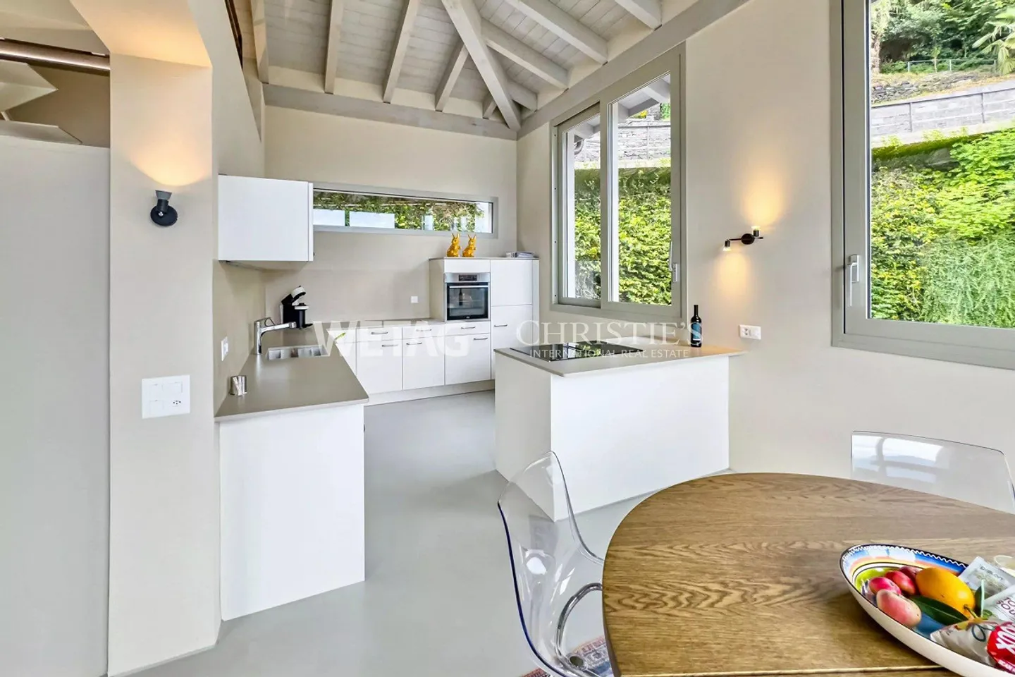 Ronco sopra Ascona : Villa moderne bifamiliale avec deux appartements et magnifique vue sur le lac à vendre - Photo 8 sur 13