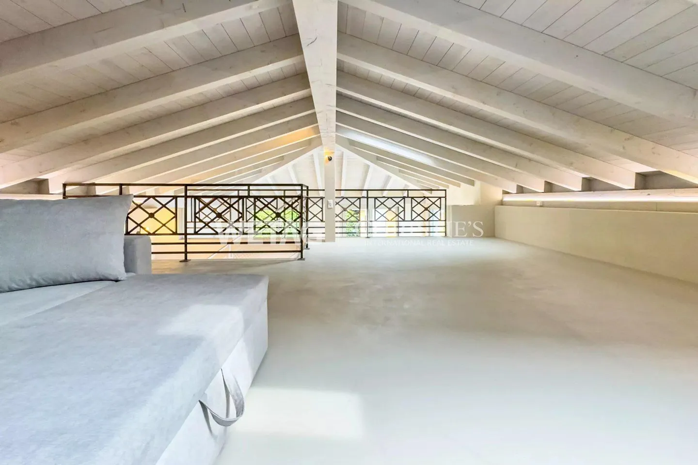 Ronco sopra Ascona : Villa moderne bifamiliale avec deux appartements et magnifique vue sur le lac à vendre - Photo 11 sur 13