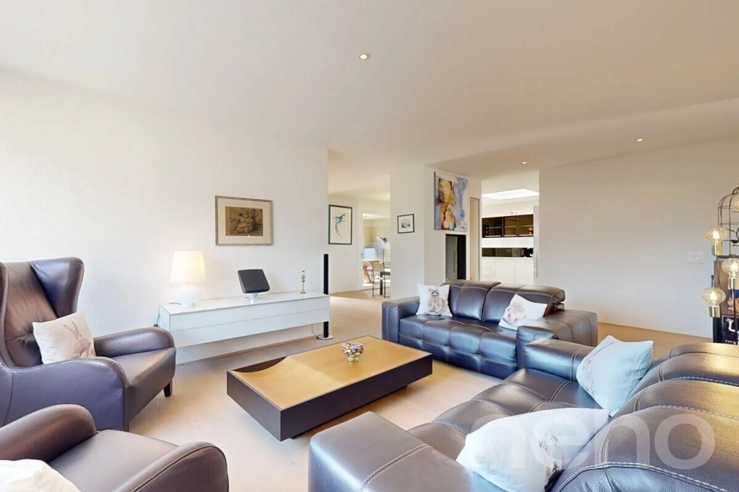 Stupendo attico 3.5 locali con vista panoramica a Sierre - Foto 1 di 12