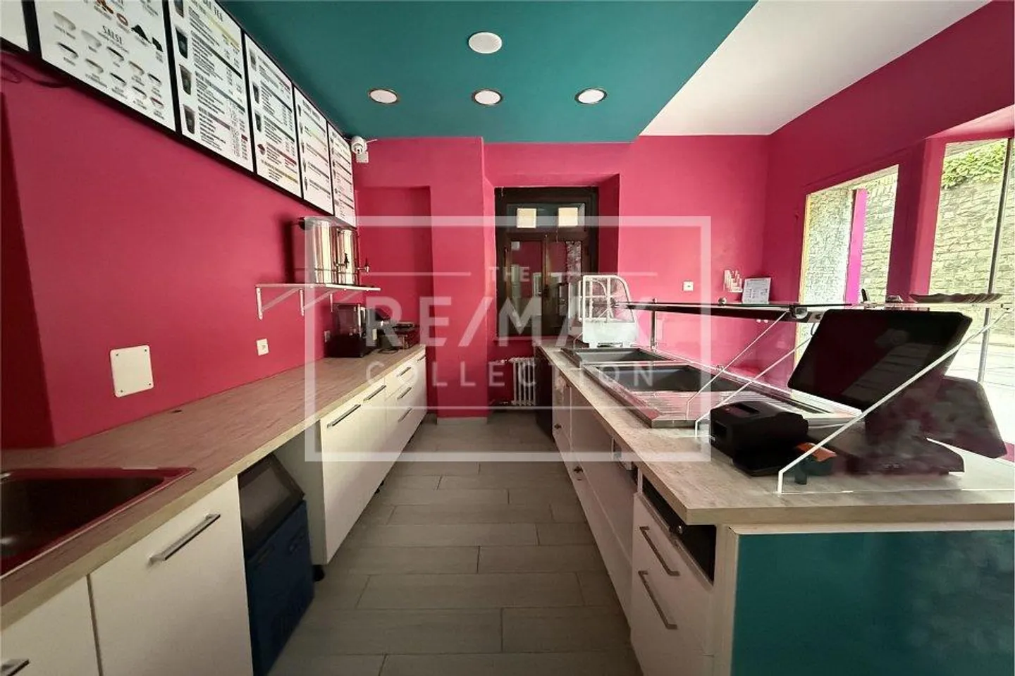 Espace idéal pour votre entreprise ! Locaux commerciaux à Loreto - Photo 3 sur 11