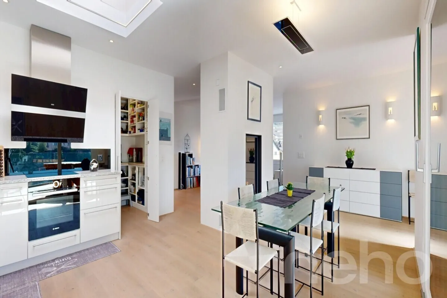 Stupendo attico 3.5 locali con vista panoramica a Sierre - Foto 2 di 12