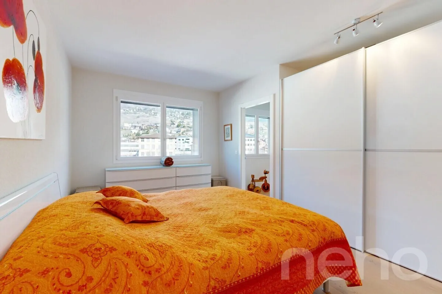 Stupendo attico 3.5 locali con vista panoramica a Sierre - Foto 9 di 12