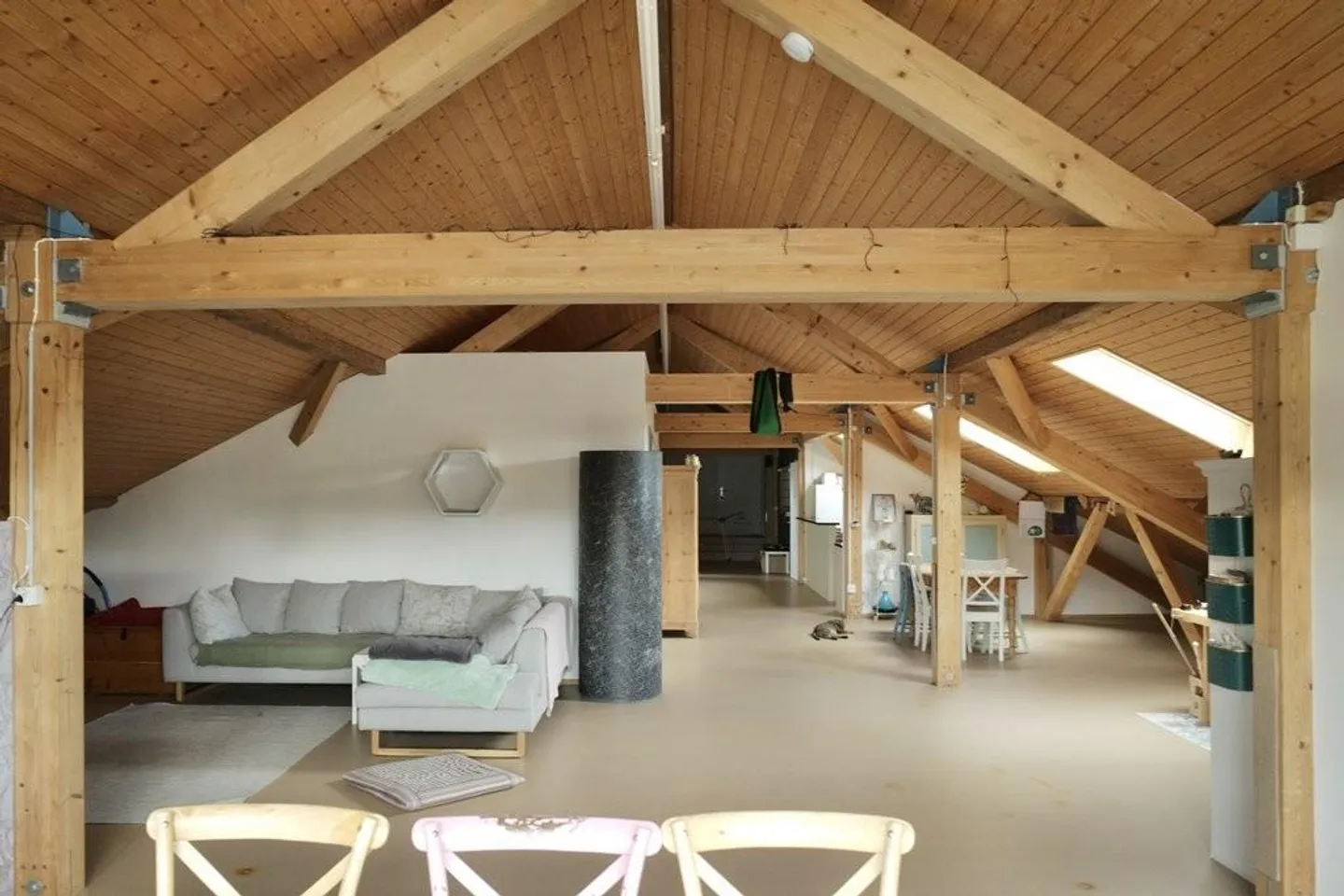 Loft in una proprietà di fabbrica storica - Foto 5 di 7