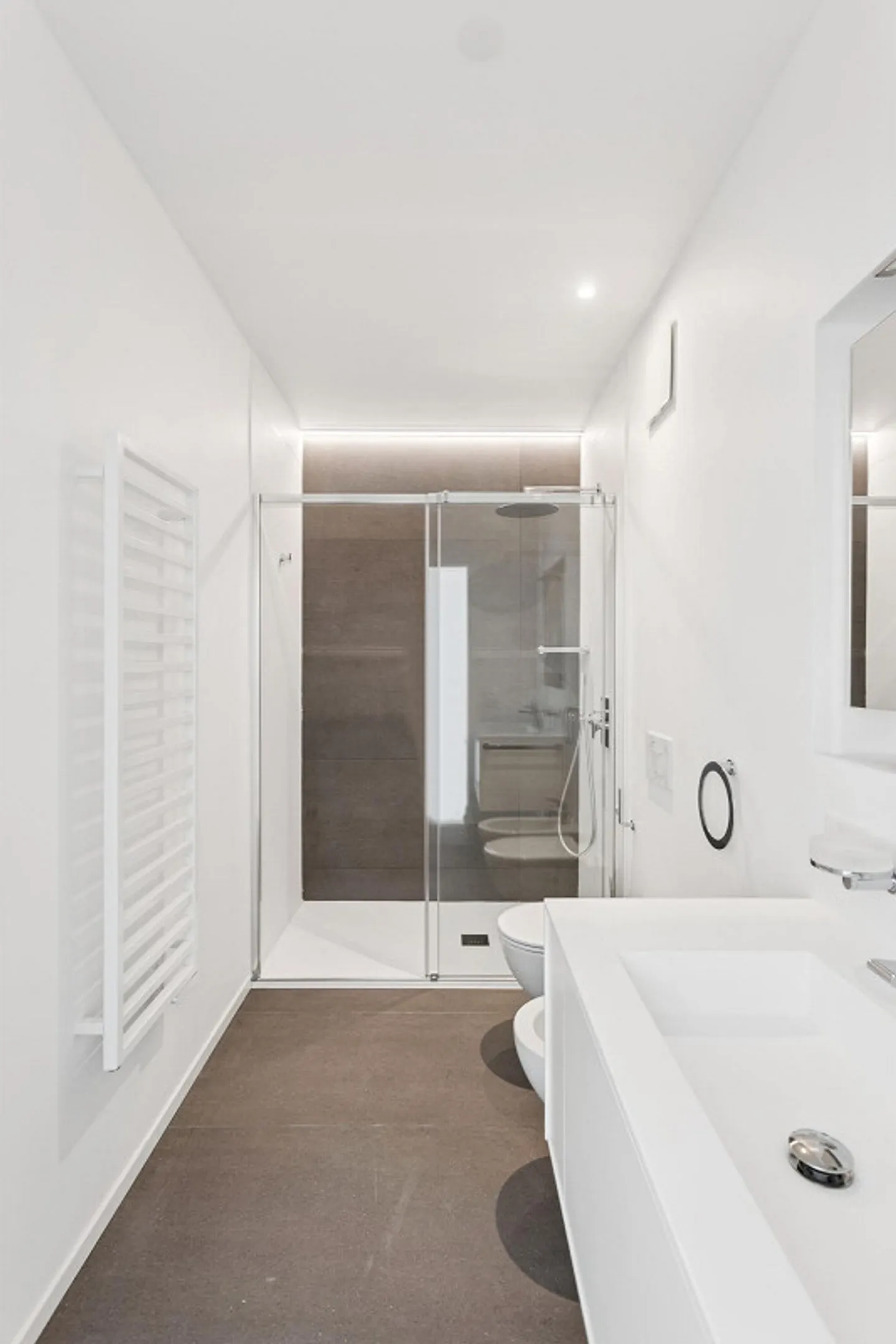 In the heart of Paradiso, 3.5-room penthouse with terrace and roof garden - Photo 9 of 11