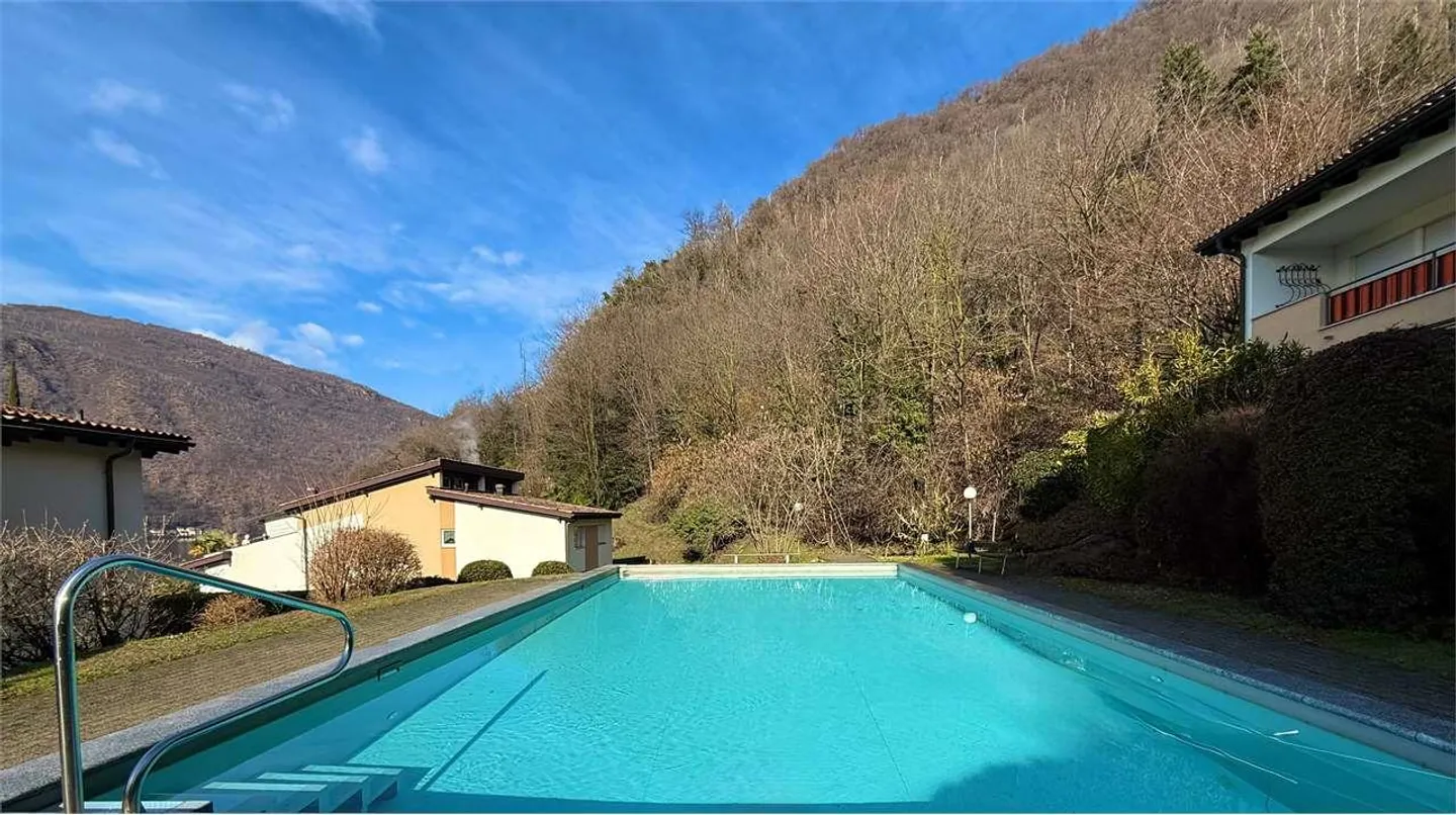 Appartement de 2,5 pièces, meublé, avec jardin et balcon à Morcote - Photo 1 sur 13