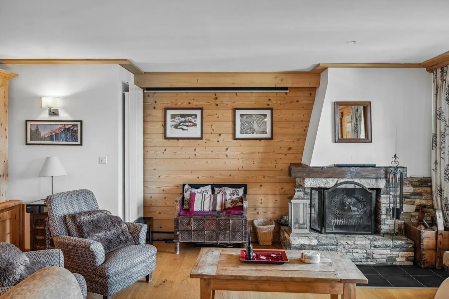 Le Granit: Appartement rénové de 4 chambres au Domaine de la Résidence - Photo 24 sur 26