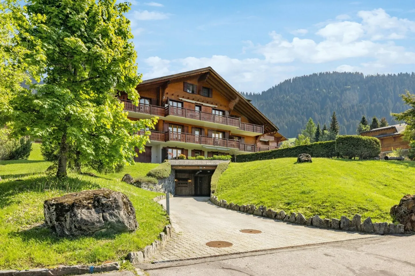 Le Granit: Appartement rénové de 4 chambres au Domaine de la Résidence - Photo 25 sur 26