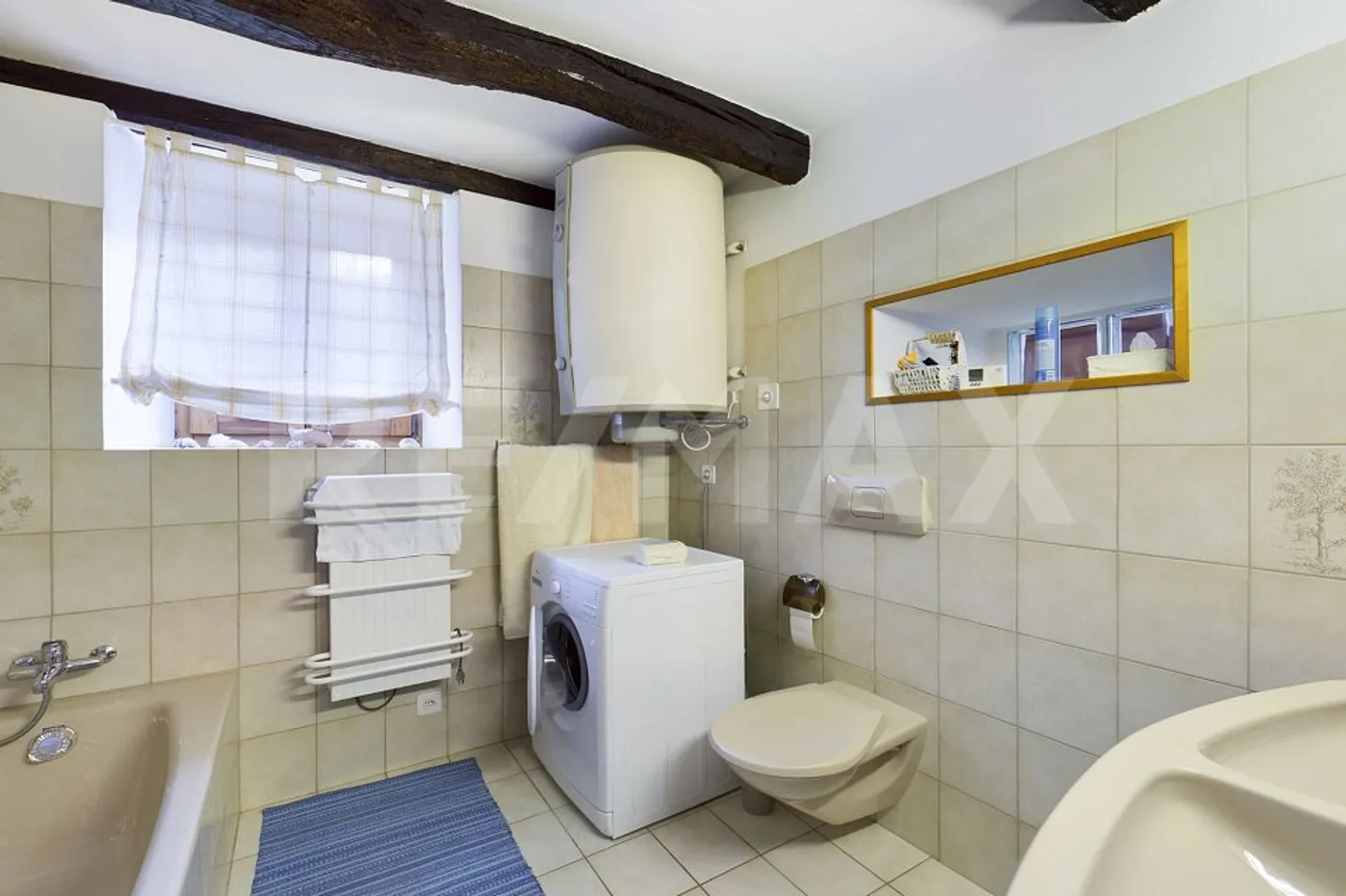 Charmante maison spacieuse avec vue dégagée - Photo 8 sur 13