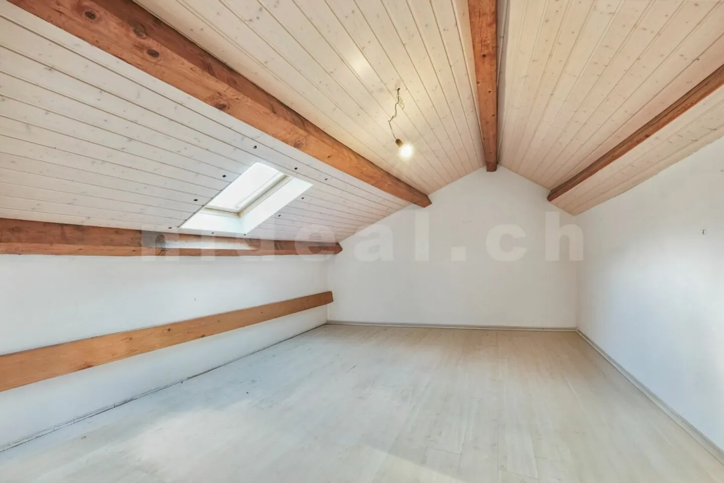 Begnins, 4,5-Zimmer-Wohnung und Restaurant von 184 m2 - Foto 8 von 13