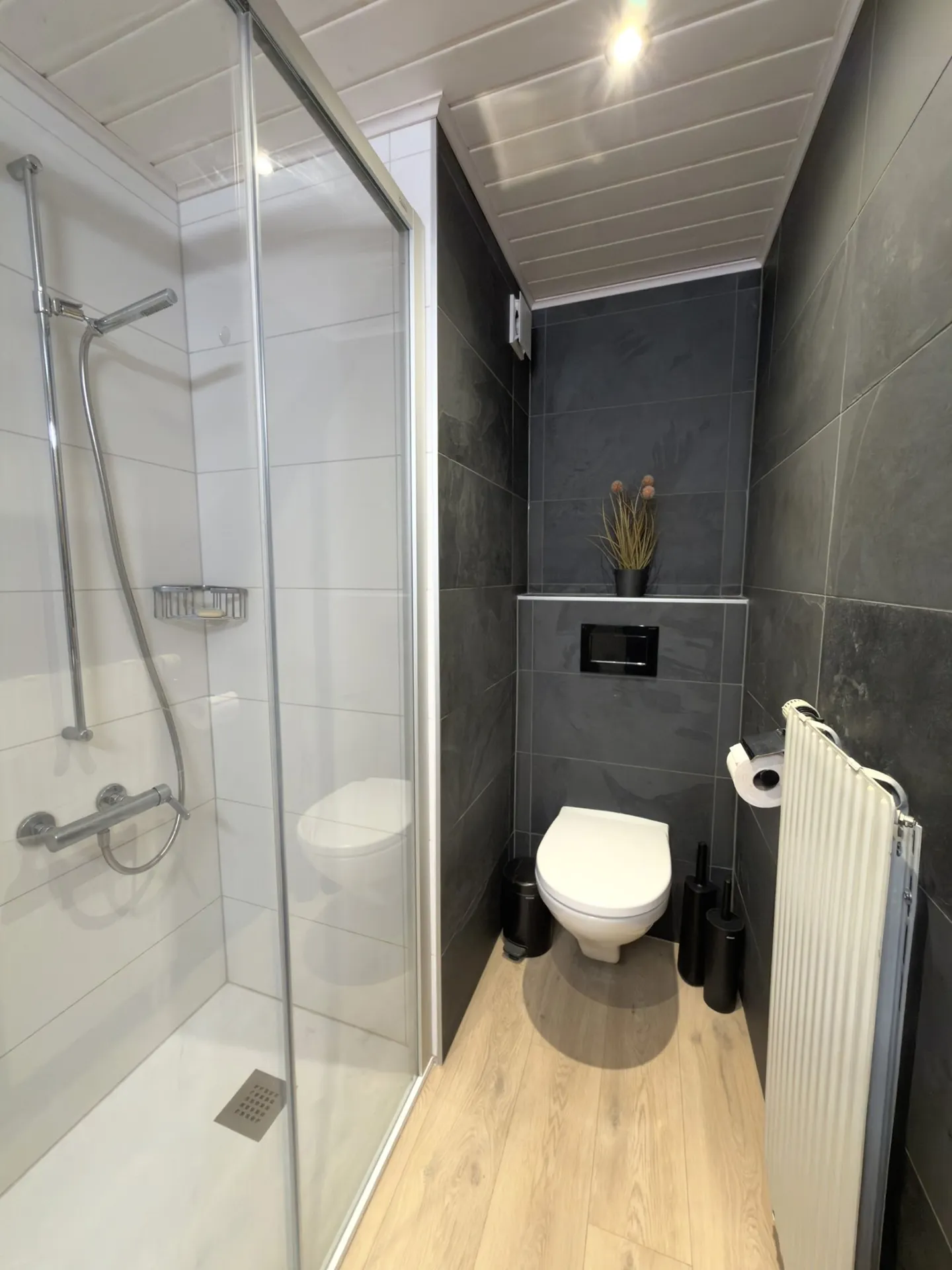 Charming Duplex Apartment - Photo 5 of 8