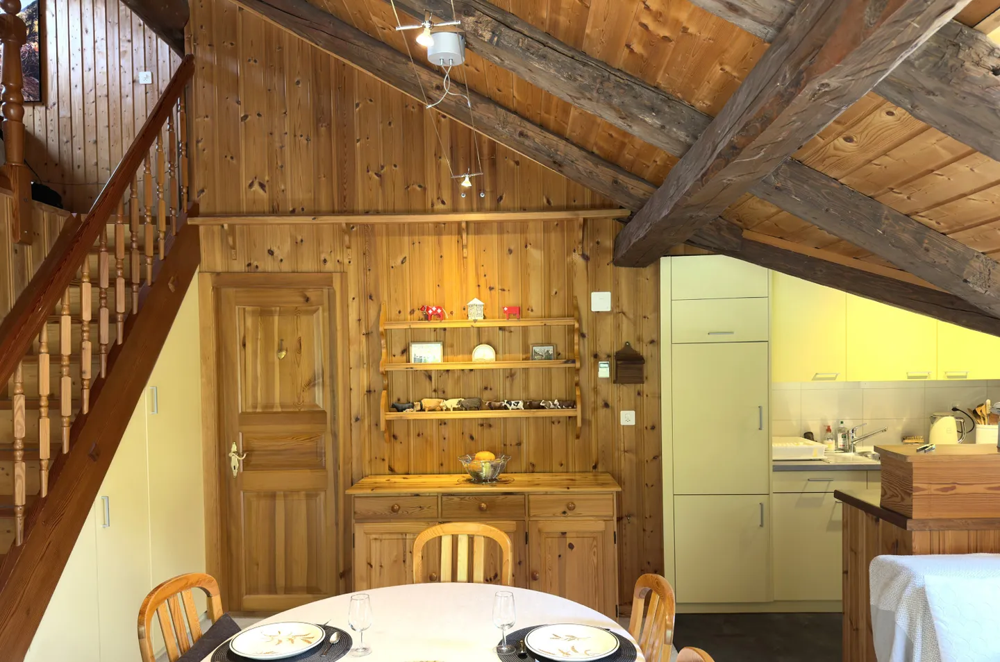 Charming Duplex Apartment - Photo 7 of 8