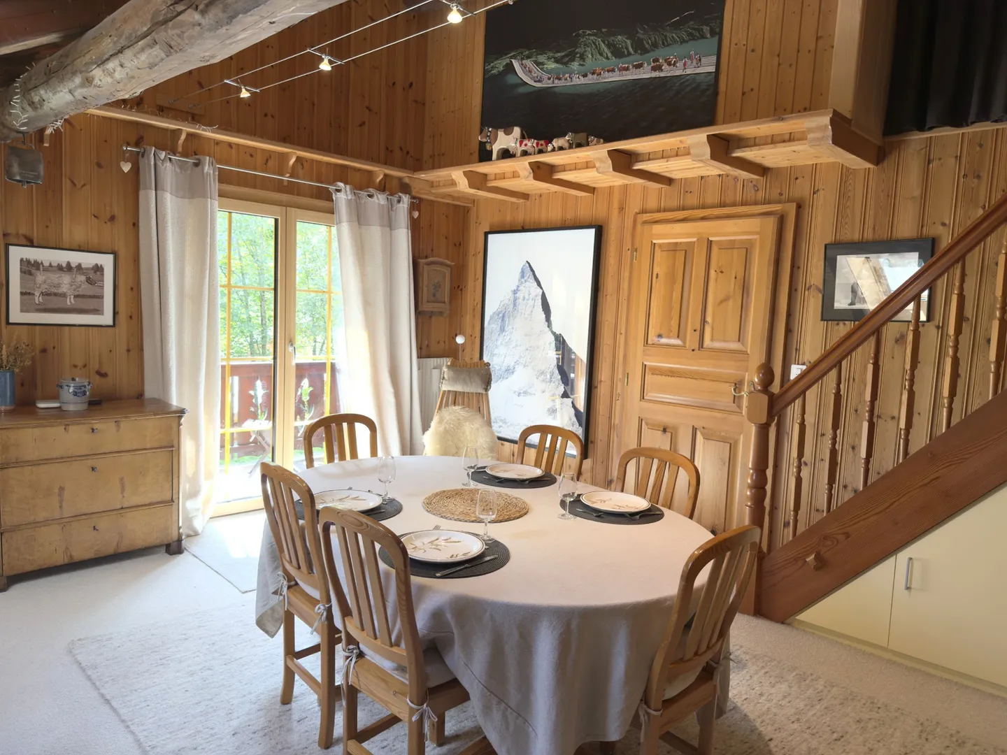 Charming Duplex Apartment - Photo 8 of 8