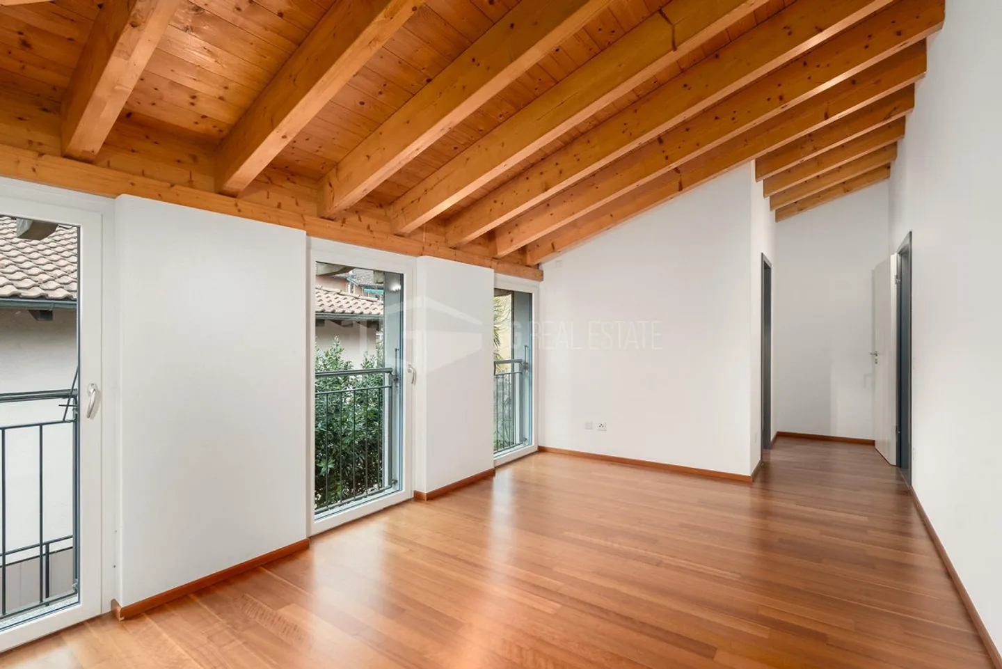 Appartement sous les combles avec 4.5 pièces. Idéal pour les familles - Photo 6 sur 10